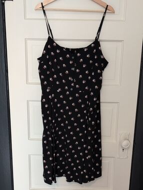 GAP Black Floral Spaghetti Strap Dress